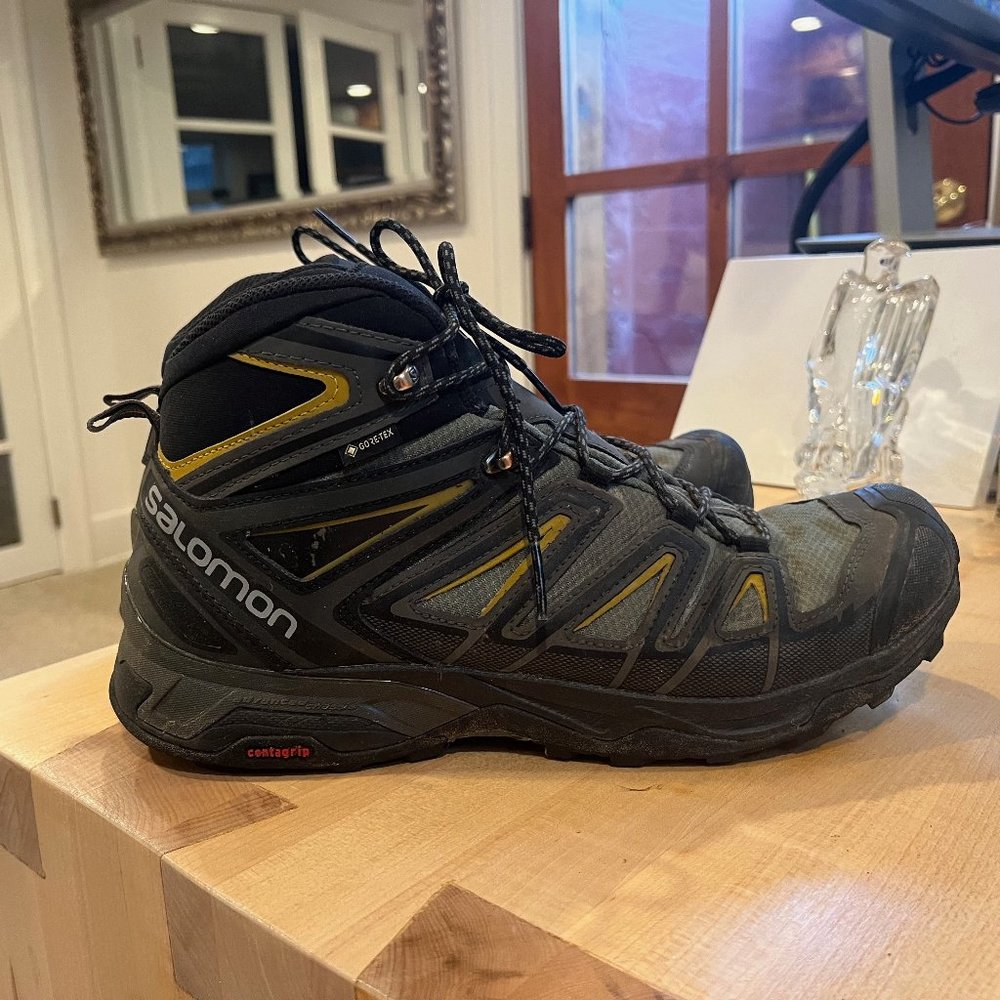 Salomon X Ultra 3 MID Gore-TEX Hiking Boots 11.5